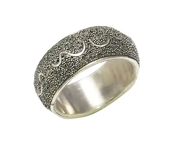SILVER DOTS BAND RING WITH 925 HALLMARK