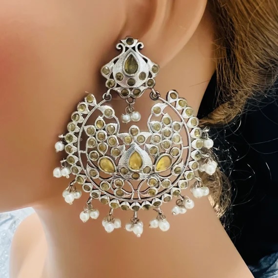 Emerald Green Dual Tone Oxidized Chandbali Earrings/silver